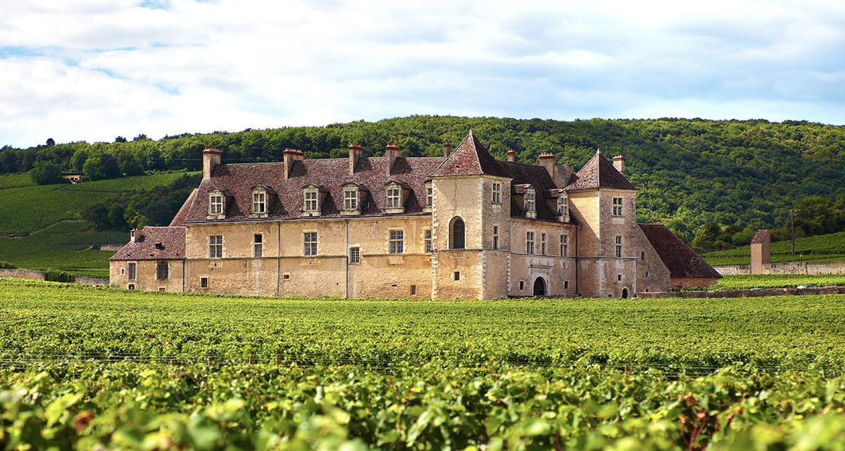 Le Clos de Vougeot, L'Héritage des Moines Cisterciens