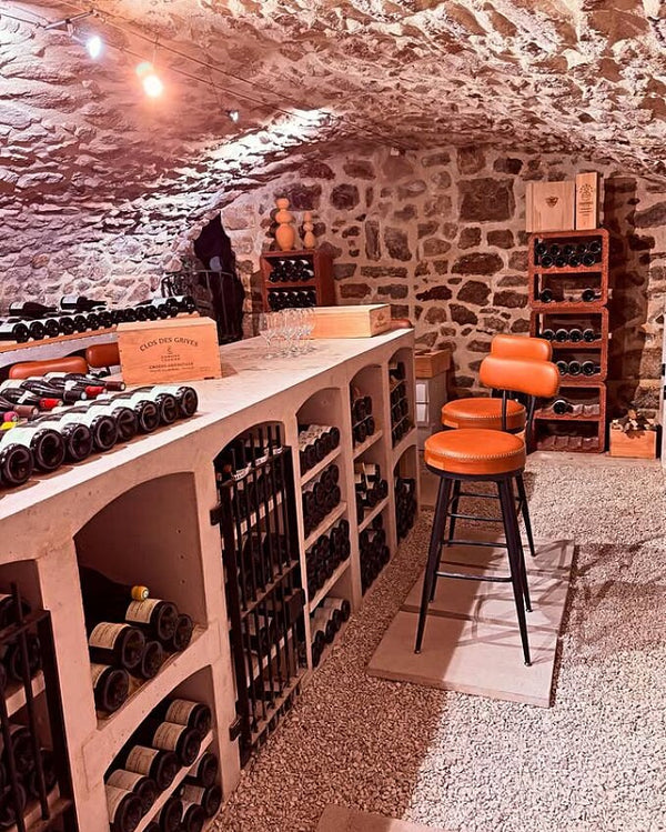 Acheter son vin à Saulieu : caveau, retrait en boutique et livraison